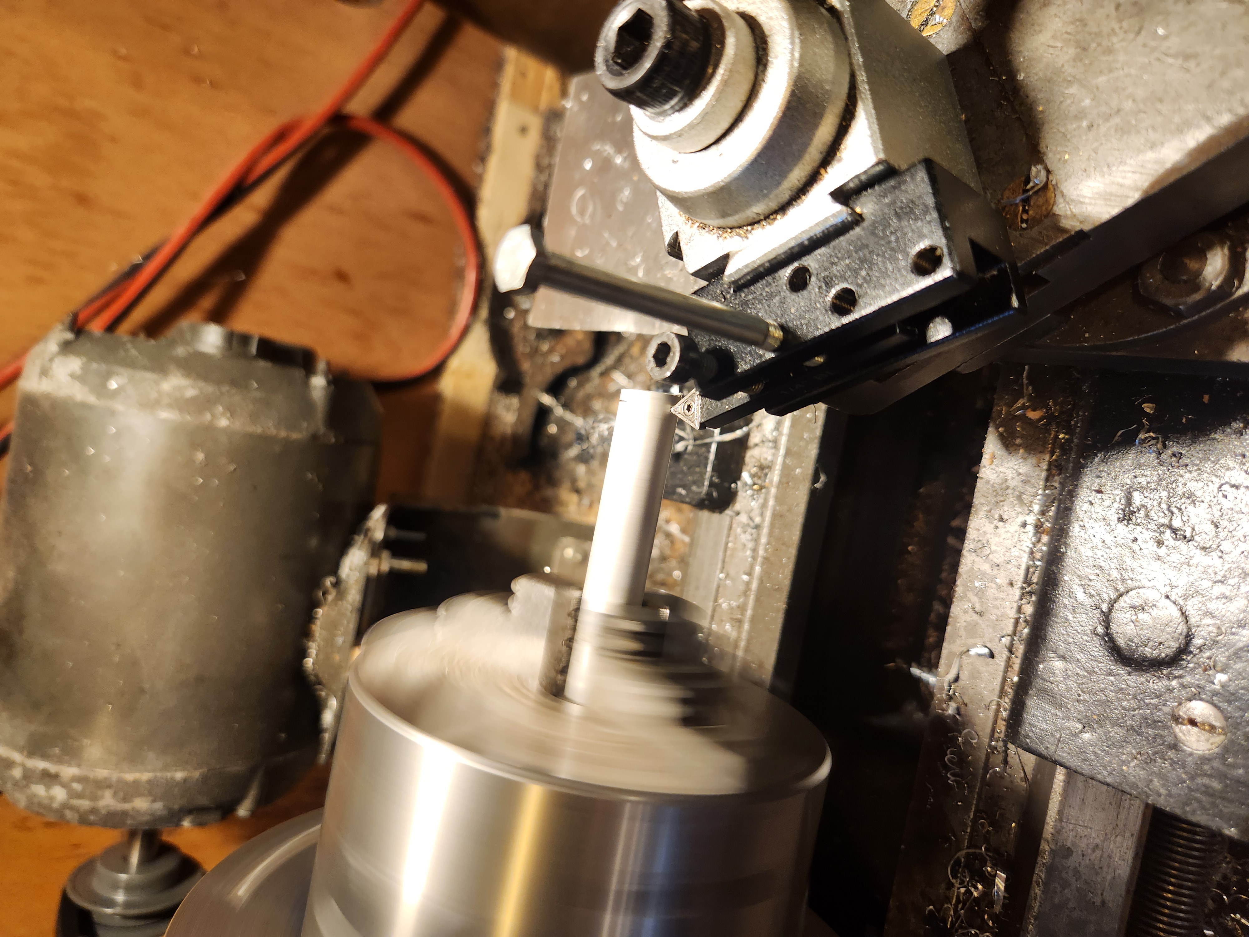 Cutting bearing seats and drilling main hole